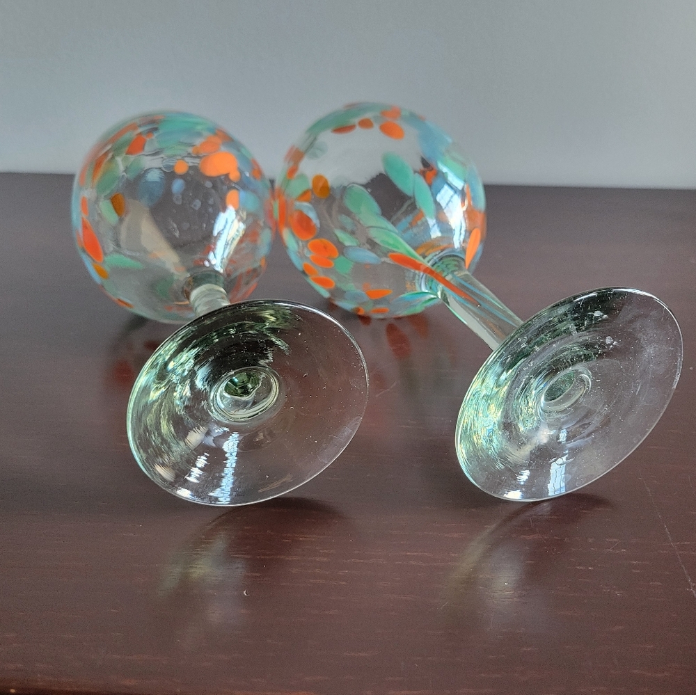 Novica Handblown Coral Teal Stemmed Wine Glasses from Mexico, Set of 2 - Picture 3 of 6